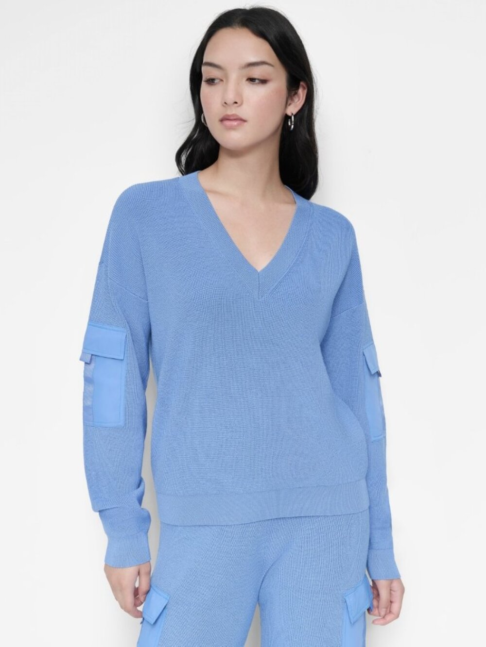DKNY Women's Cargo V-Neck Sweater Size XL